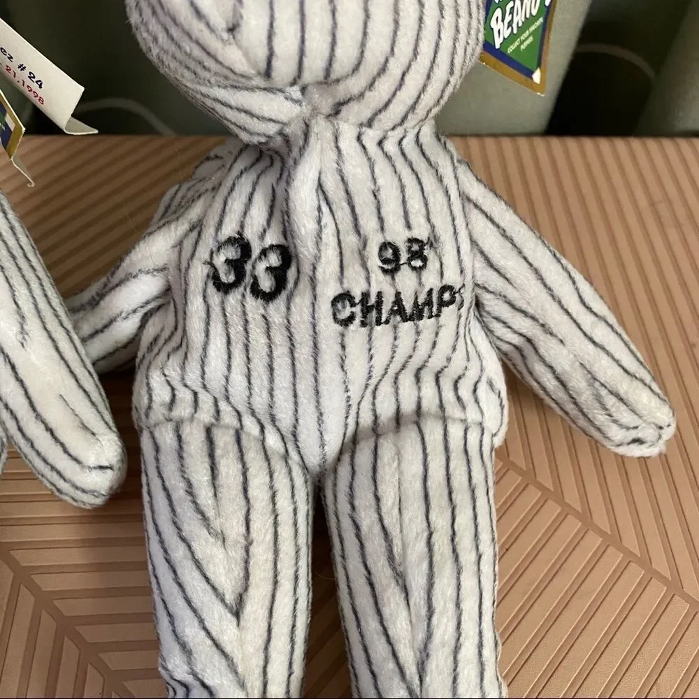 Bamm Beano's Stuffed Bears 24 Martinez & 33 Wells with Tags 1998 Striped White